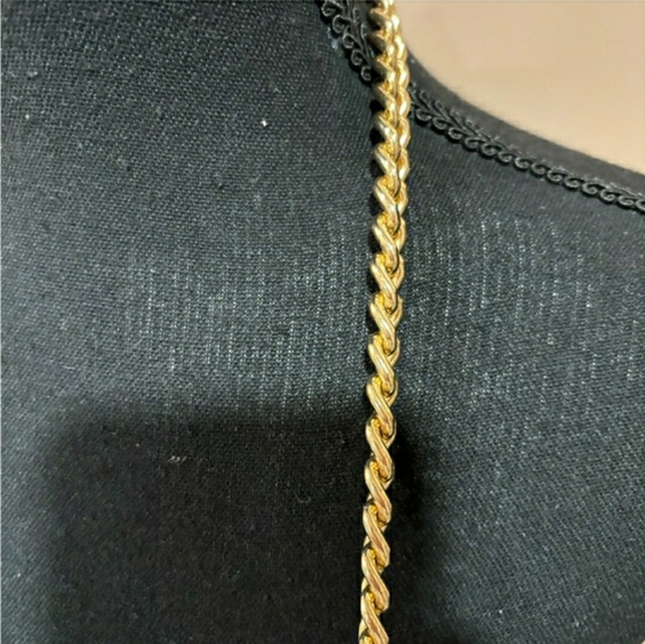 Golden Bee Rhinestone & Faux Pearl Embellished White Shoulder Bag w/ Gold Chain - Picture 6 of 11